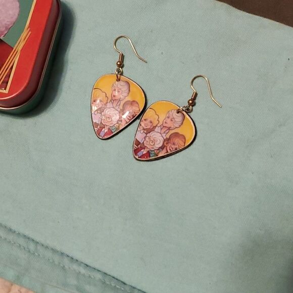 The Golden Girls Women's Squad Officially Licensed Celadon Green T-Shirt - Picture 3 of 9